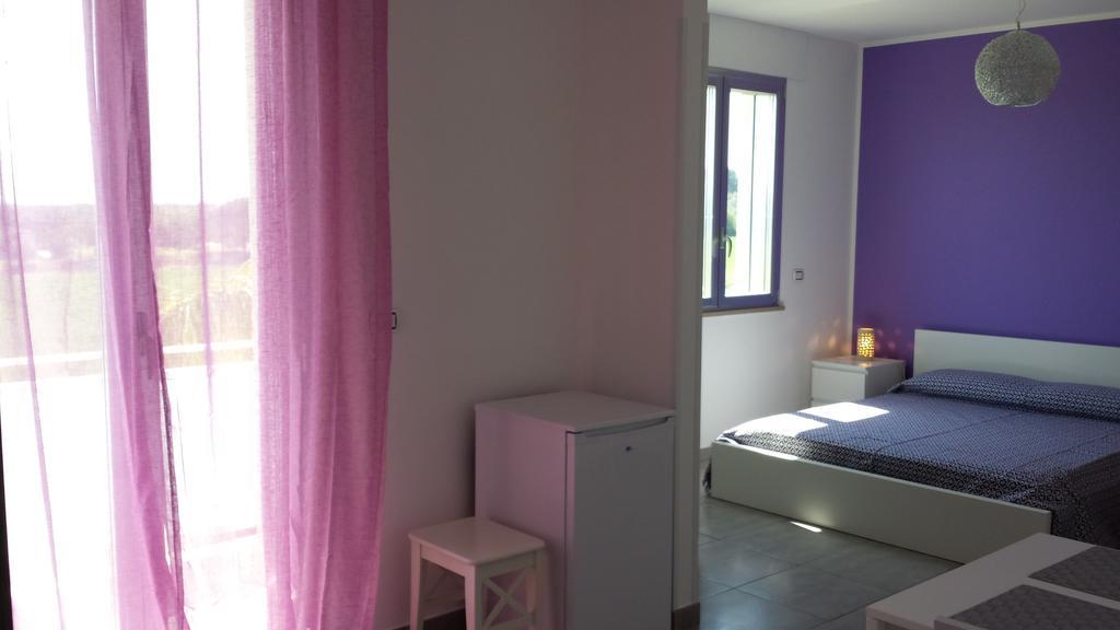 Case Vacanze Iris Uggiano La Chiesa Ruang foto
