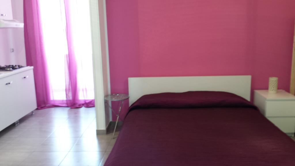 Case Vacanze Iris Uggiano La Chiesa Ruang foto